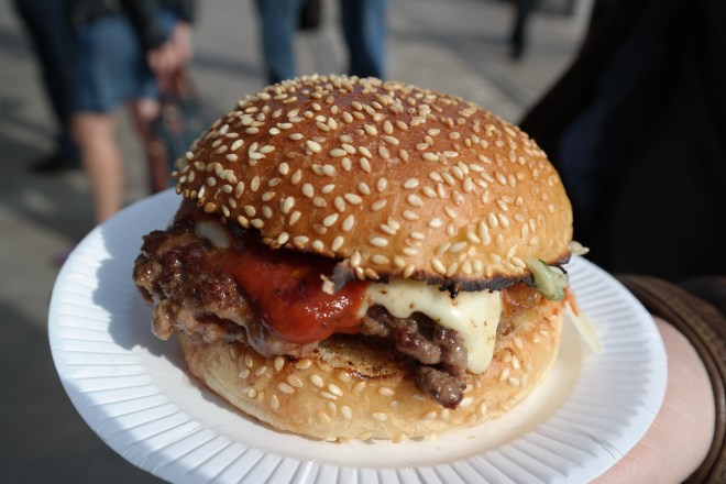 Bleecker St + Mr Hyde #NationalBurgerDay Special - The Pizza Burger