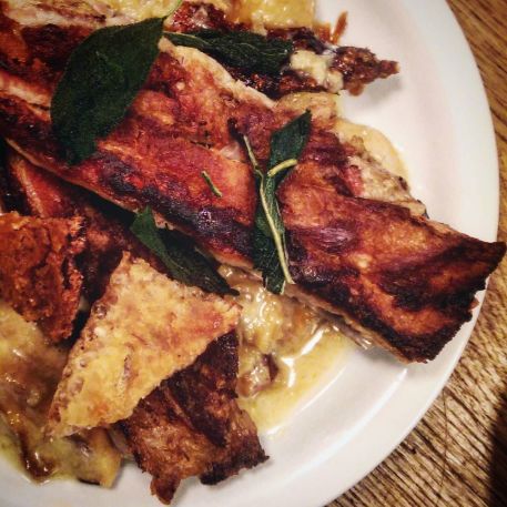 Gorged on this scrumptious belly of pig @oldroydlondon in honour of Halloween 😄_Golden, crispy skin +%